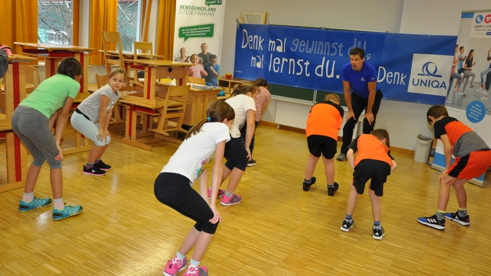 Viel los war am Freitag in der Volksschule Neumarkt.
