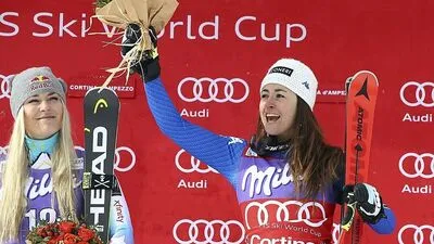 Sofia Goggia (rechts) mit Lindsey Vonn