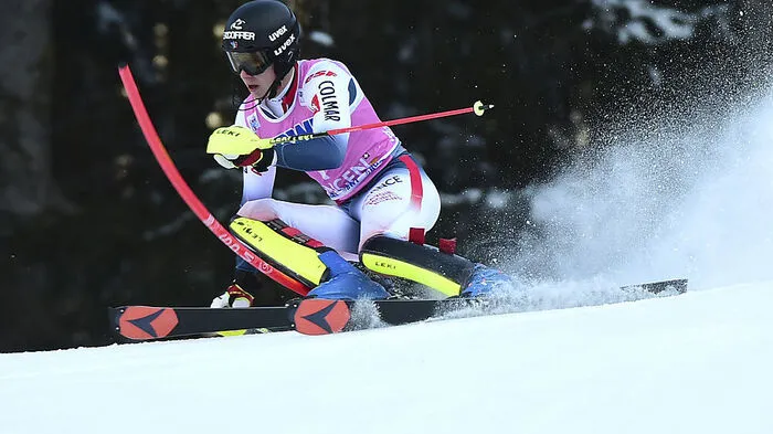 Clement Noel fuhr im ersten Lauf in Wengen mit Nummer eins zu einer klaren Bestzeit