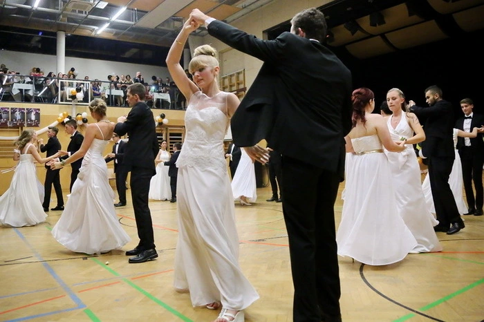 Motto des Abends: „Prom - die Nacht deines Lebens“.