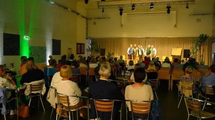 Am vergangenen Samstag lud die Leibnitzerin Barbara Kappaun zum Benefizkonzert für die Ukraine ins Alte Kino in Leibnitz. 