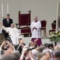 Papst Franziskus in Venedig: „Wenn wir heute auf diese Stadt Venedig blicken, bewundern wir ihre bezaubernde Schönheit, aber wir sind auch besorgt über die vielen Probleme, die sie bedrohen.“
