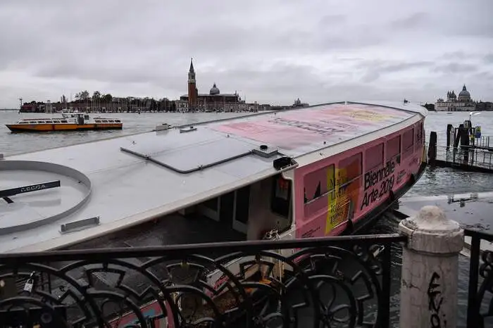 Bei den Verbindungen mit den Vaporetti, den Wasserbussen in Venedig, kam es zu erheblichen Problemen.