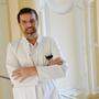 Onkologe und Internist Harald Weiß ist zum Ersten Oberarzt der Abteilung für Innere Medizin ernannt worden