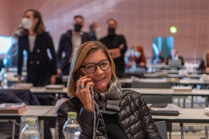 Daniela Gmeinbauer (ÖVP): Wenn Sie von sozialer Treffsicherheit sprechen, muss ich sagen: Sie treffen mit diesem Budget Familien, Kinder und die Wirtschaft in aller Härte. Sie erzeugen keine soziale Gerechtigkeit, sondern Spaltung.