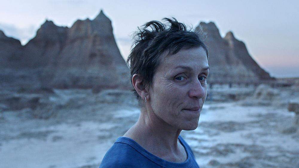Film, Regisseurin und Hauptdarstellerin sind bei den Golden Globes nominiert: Frances McDormand in &quot;Nomadland&quot;