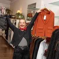 Morgen (Montag, 4. November) feiert Elisabeth Brunner ihr Firmenjubiläum in der Boutique
