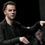  Der griechisch-russische Dirigent Teodor Currentzis