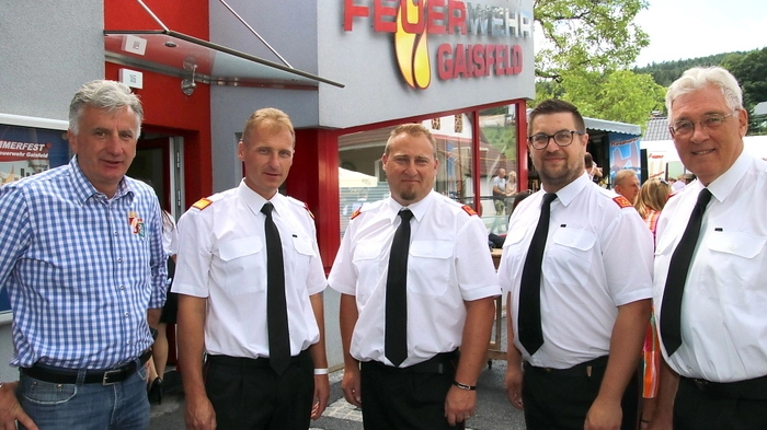 Die Gaisfelder Florianis mit HBI Alexander Gössler und OBI Günther Kammeritsch an der Spitze hatten das Fest bestens organisiert und verwöhnten die Gäste mit Speis und Trank.