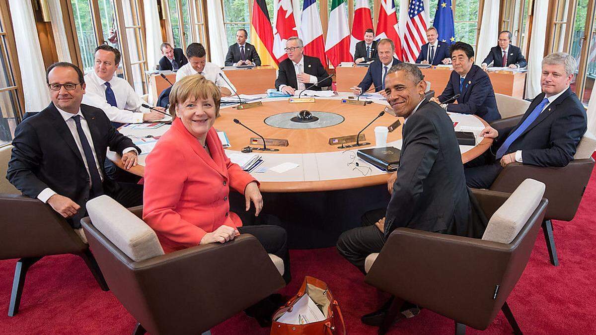 Die Chefs der G-7-Nationen an einem Tisch