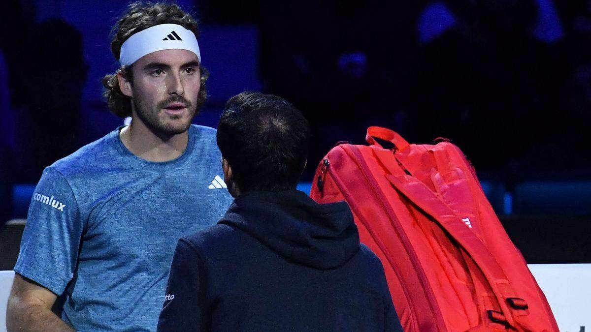 Stefanos Tsitsipas musste nach Rücksprache mit Physio aufgeben