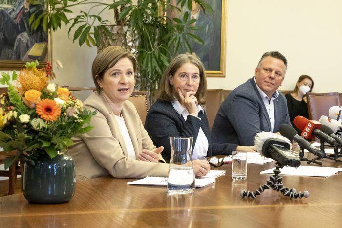 Budgetkrise: Bürgermeisterin Kahr (KPÖ), Vizebürgermeisterin Schwentner (Grüne) und Klubchef Ehmann (SPÖ) stehen vor Bewährungsprobe