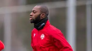 Sadik Fofana stand beim Trainingsauftakt des GAK auf dem Platz