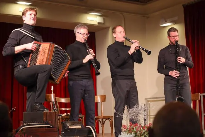 Die vier Musiker von Faltenradio – Alexander Maurer, Alexander Neubauer, Stefan Prommegger und Matthias Schorn ...