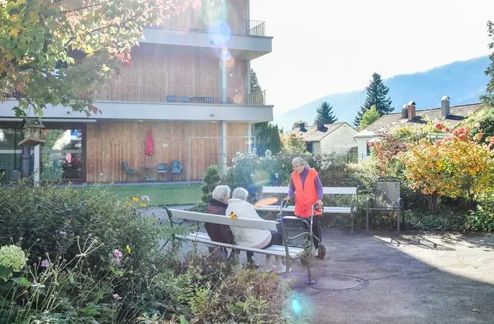 Nähe, Sicherheit und Vertrauen sind im Pflegebereich besonders wichtig