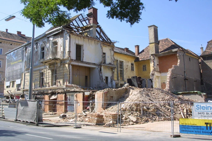 Abriss im August 2001.