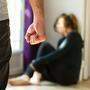 Jede dritte Frau in der EU erfährt ab ihrem 15. Lebensjahr körperliche oder sexuelle Gewalt - großteils vom eigenen Partner 