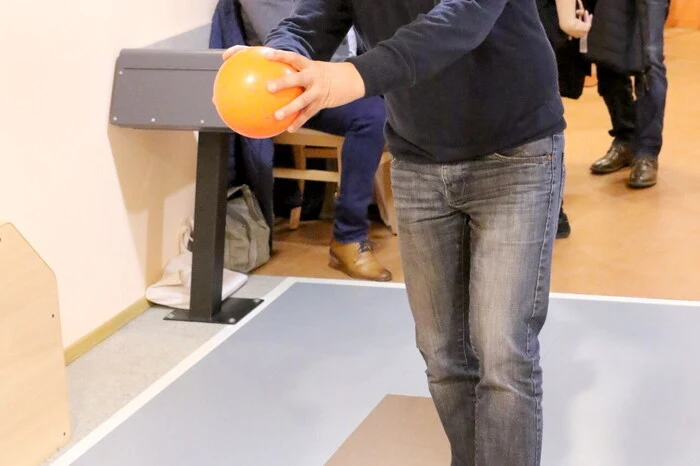 An die 70 Hobbykegler hatten sich im Jufa-Hotel in Knappenberg eingefunden, gab es doch attraktive Preise, wie einen Flachbildfernseher, eine halbe Sau, einen Geschenkskorb und vieles mehr zu gewinnen. 