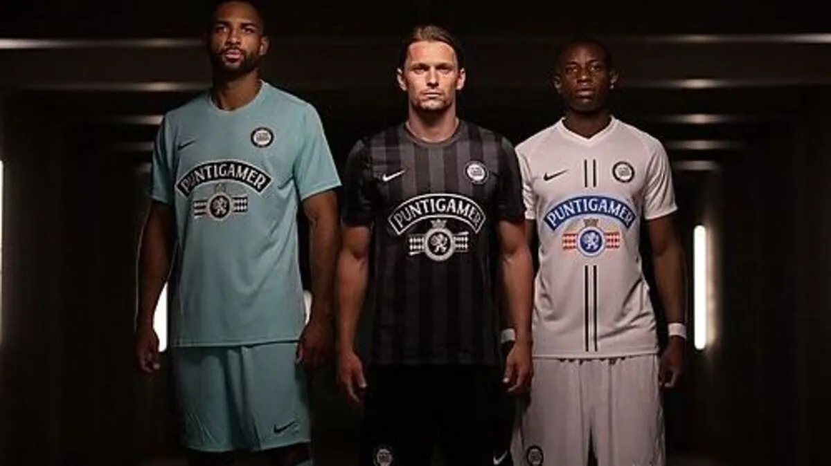 Gregory Wüthrich, Stefan Hierländer und Kelvin Yeboah (von links) präsentierten die neuen Dressen