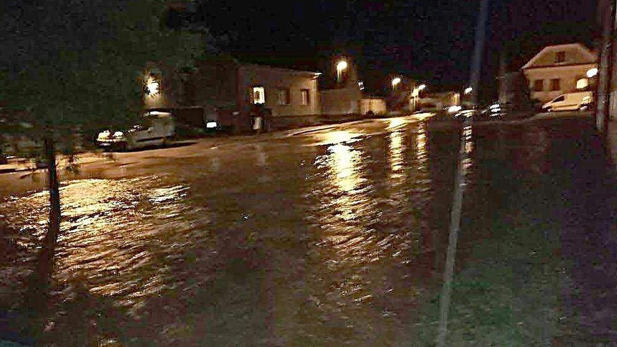 Unwetter sorgten in Niederösterreich für Überschwemmungen