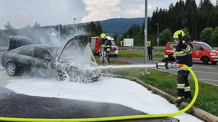 Die Feuerwehren Ligist und Modriach rückten zum Löscheinsatz aus.