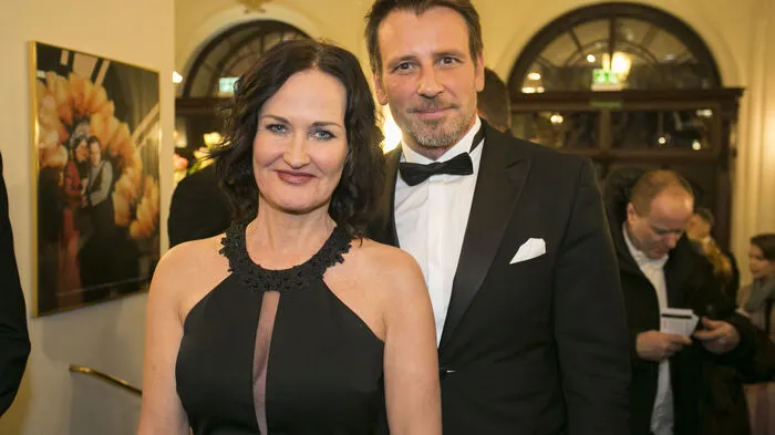 Ex-Grünen-Bundeschefin Eva Glawischnig war mit Ehemann und Sänger Volker Piesczek dabei.