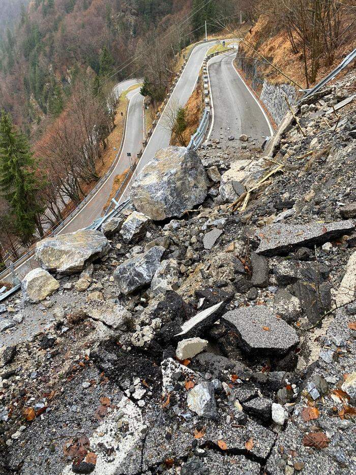 Enorme Geröllmassen müssen am Plöckenpass in Bewegung gesetzt werden