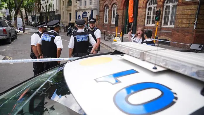 In London wurden heute vier Menschen niedergestochen | In London wurden heute vier Menschen niedergestochen