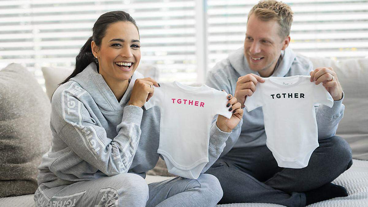 Oliver Pocher mit Ehefrau Amira und ihrer Baby-Kollektion