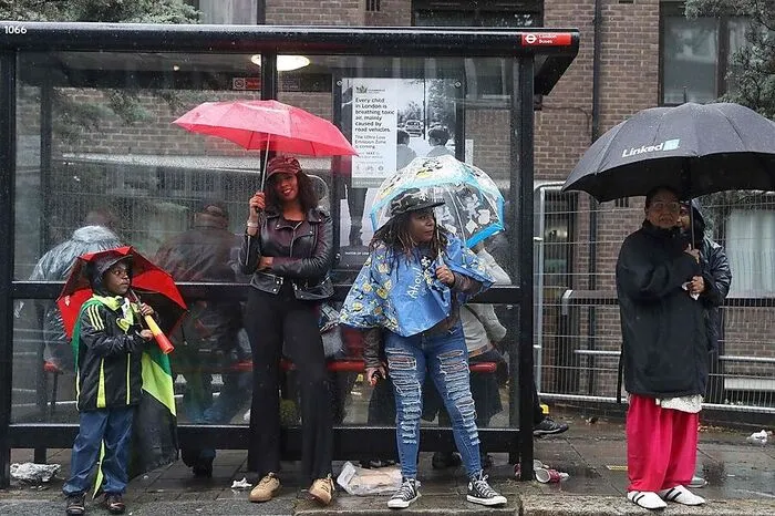 Wie schon im Jahr zuvor gab es eine Schweigeminute für die Opfer der Brandkatastrophe im Grenfell Tower.