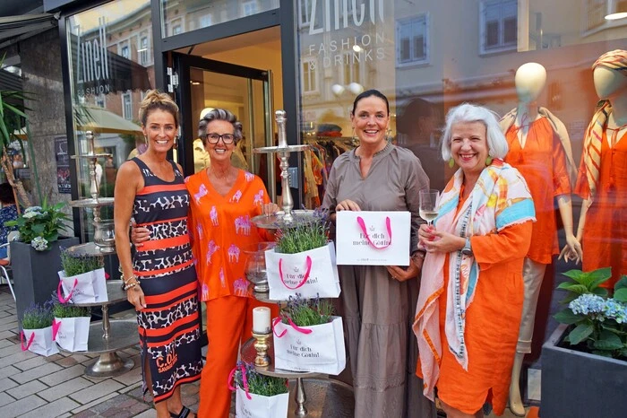 Das Team von Zinell Fashion freute sich über die Abendeinkäuferinnen.