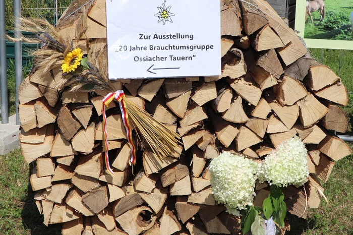 Im Dorfgemeinschaftshaus fand eine ganz besondere Ausstellung statt!