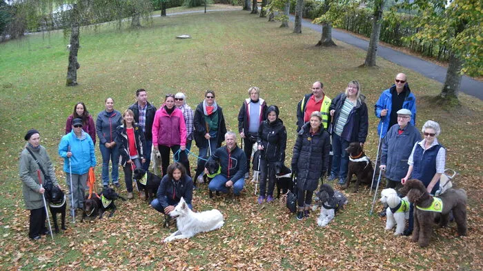 Insgesamt 17 Blindenführhunde-Teams aus ganz Österreich nahmen an den "Seminartagen rund um den Hund" im Gästehaus des Blinden - und Sehbehindertenverbandes Steiermark in Stubenberg teil.