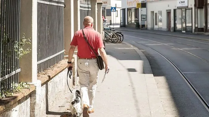 Spaziergang durch die Leonhardstraße 