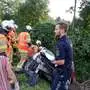 Die Lenkerin musste von den Einsatzkräften aus dem Fahrzeug gerettet werden