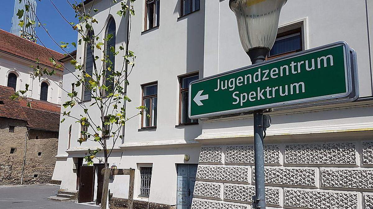 Das Jugendzentrum Spektrum in der Villa Hold, die zum Rathaus umgebaut werden soll