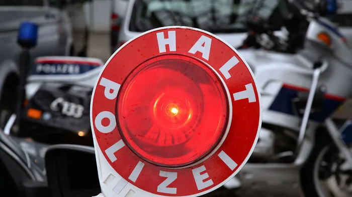 Der Radfahrer wurde nach der Erstversorgung von der Rettung in das Klinikum Klagenfurt gebracht