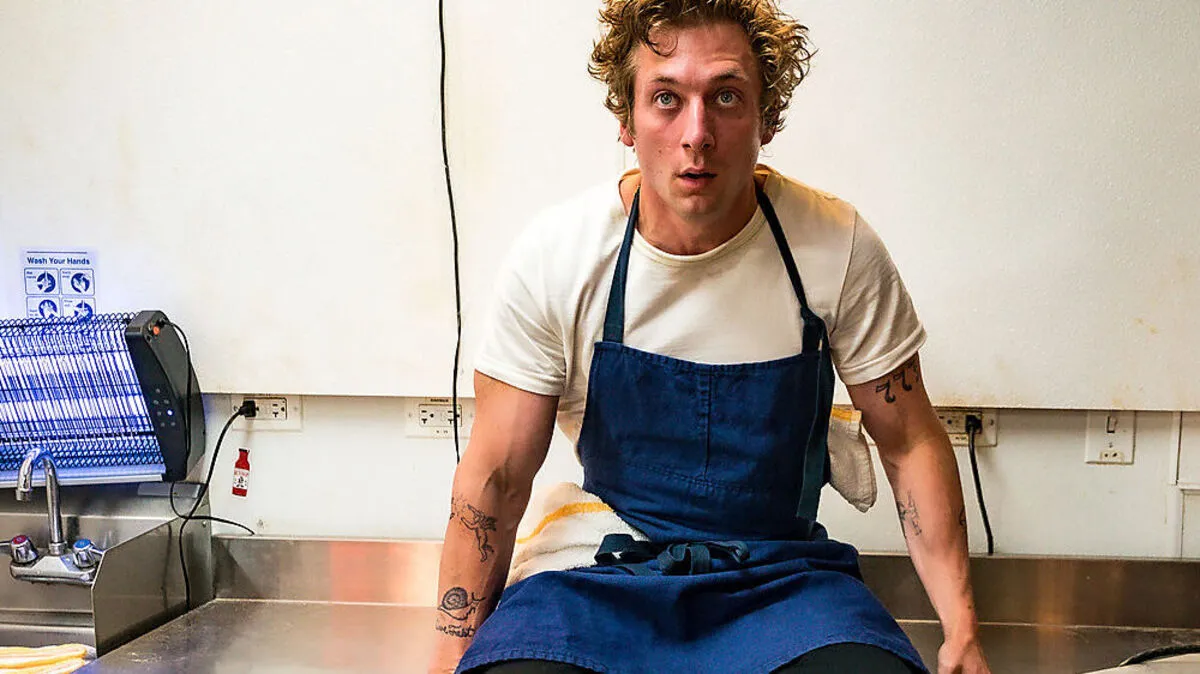 Jeremy Allen White spielt den Koch Carmen Berzatto