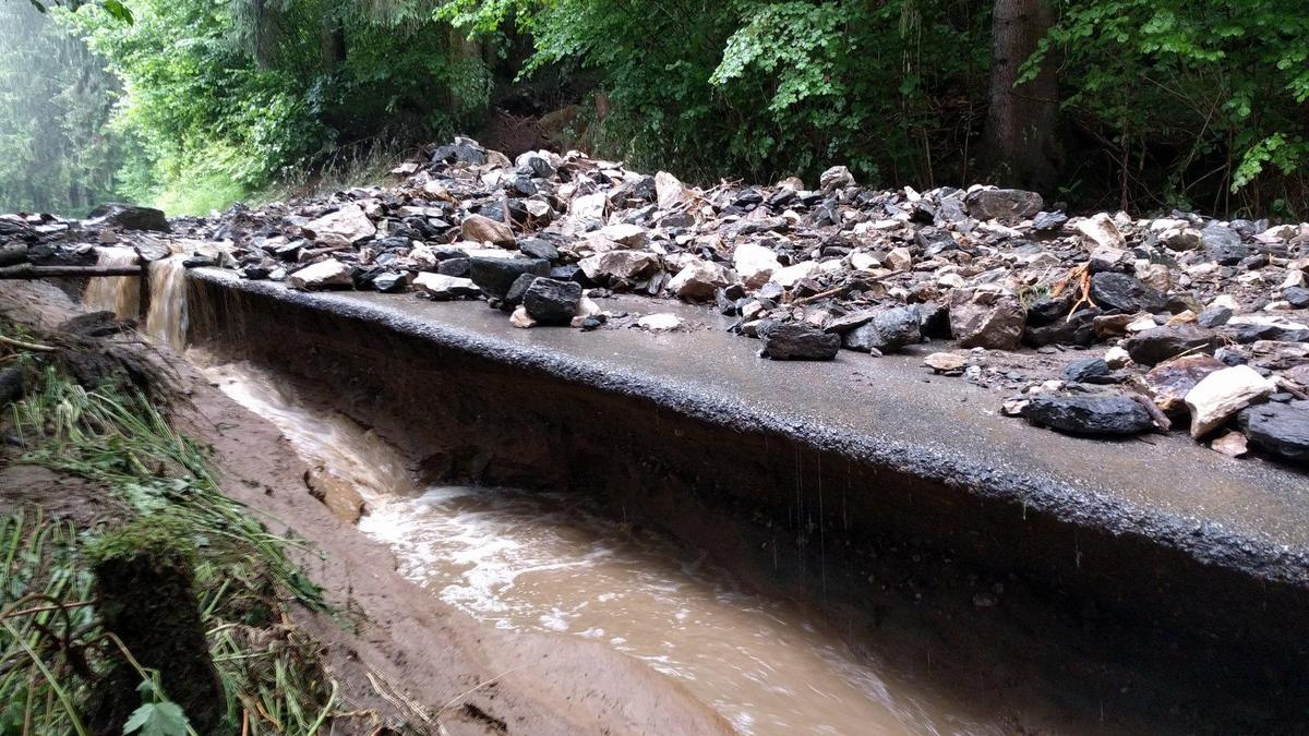 Archivbild aus 2018: Hochwasserschäden gibt es in Kraig immer wieder, Schutzbauten sollen helfen