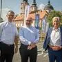 Pfarrer Dietmar Grünwald, Diözesanbischof Wilhelm Krautwaschl und der Obmann des Fördervereins Franz Küberl