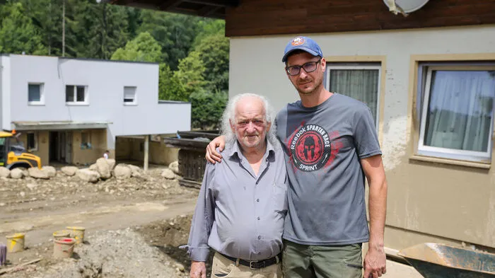 Der Zusammenhalt unter den Nachbarn ist enorm. Die Familien Hanze und Kalin helfen einander, wo es geht.