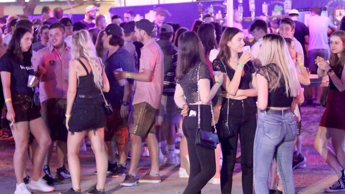 Um es gleich vorweg zu nehmen: Das kleine Örtchen Thalsdorf in der Gemeinde St. Georgen am Längsee ist Mitte August alljährlich das große Partymacher-Zentrum im Bezirk St. Veit. 