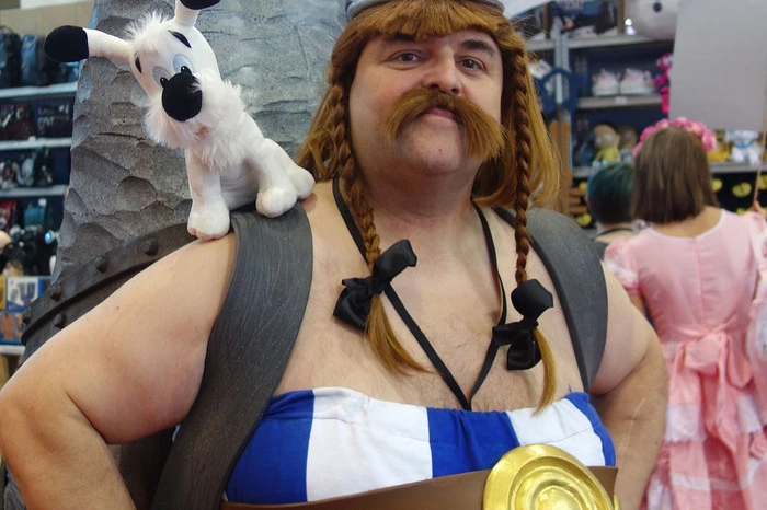 Oder auch Obelix, selbstverständlich mit Idefix an seiner Seite.