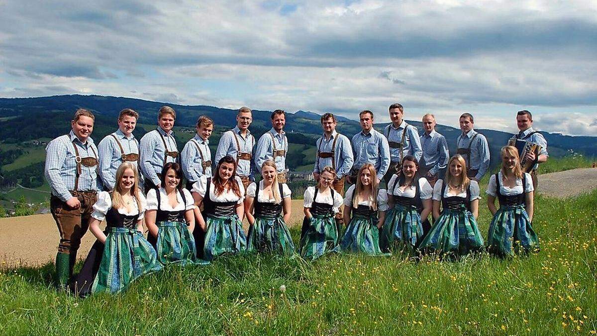 Die Landjugend Straßburg verbindet Brauchtum mit Freundschaft