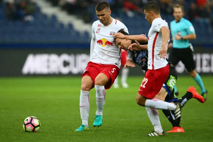 Klicken Sie sich durch die besten Spieler.