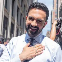 Der 33-jährige Demokrat Zohran Mamdani hat sehr gute Chancen auf den Bürgermeister-Sessel in New York.