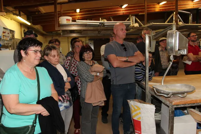 Ein weiterer Höhepunkt des Festes waren die Führungen durch die Bäckerei von Juniorchef Benjamin Ertl.