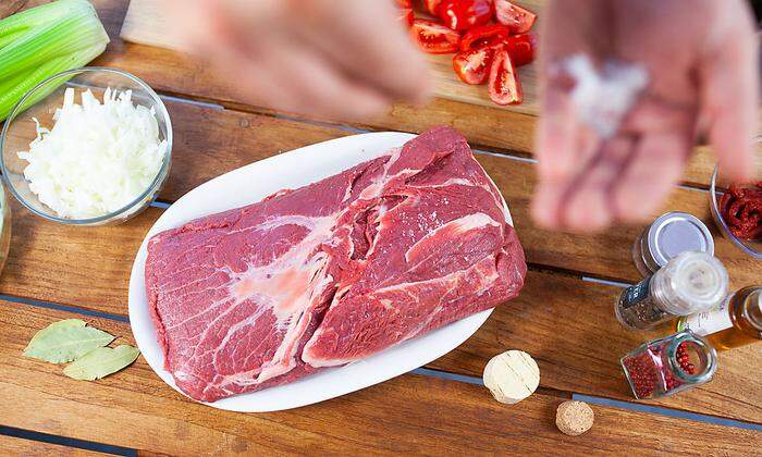 Bei der Marcher Fleischwerkstatt findet man Teilstücke vom Rind oder Schwein für jede Gelegenheit und jedes Rezept