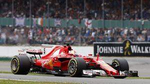 Ein Reifenplatzer kostete Vettel viele Punkte Vorsprung