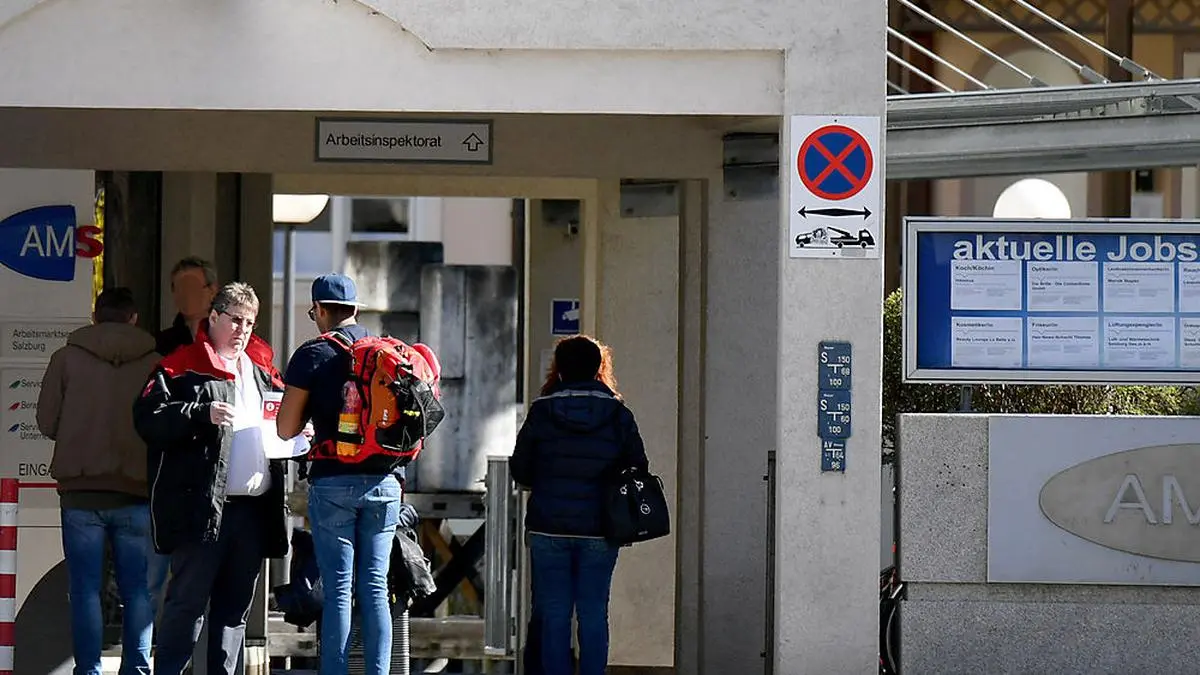 Rund 344.000 Menschen sind derzeit ohne Job